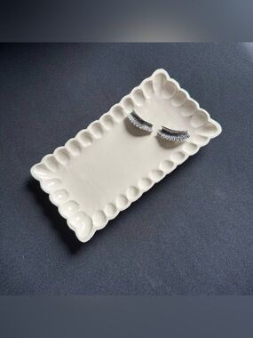Eyelash Accessory Dish Decor